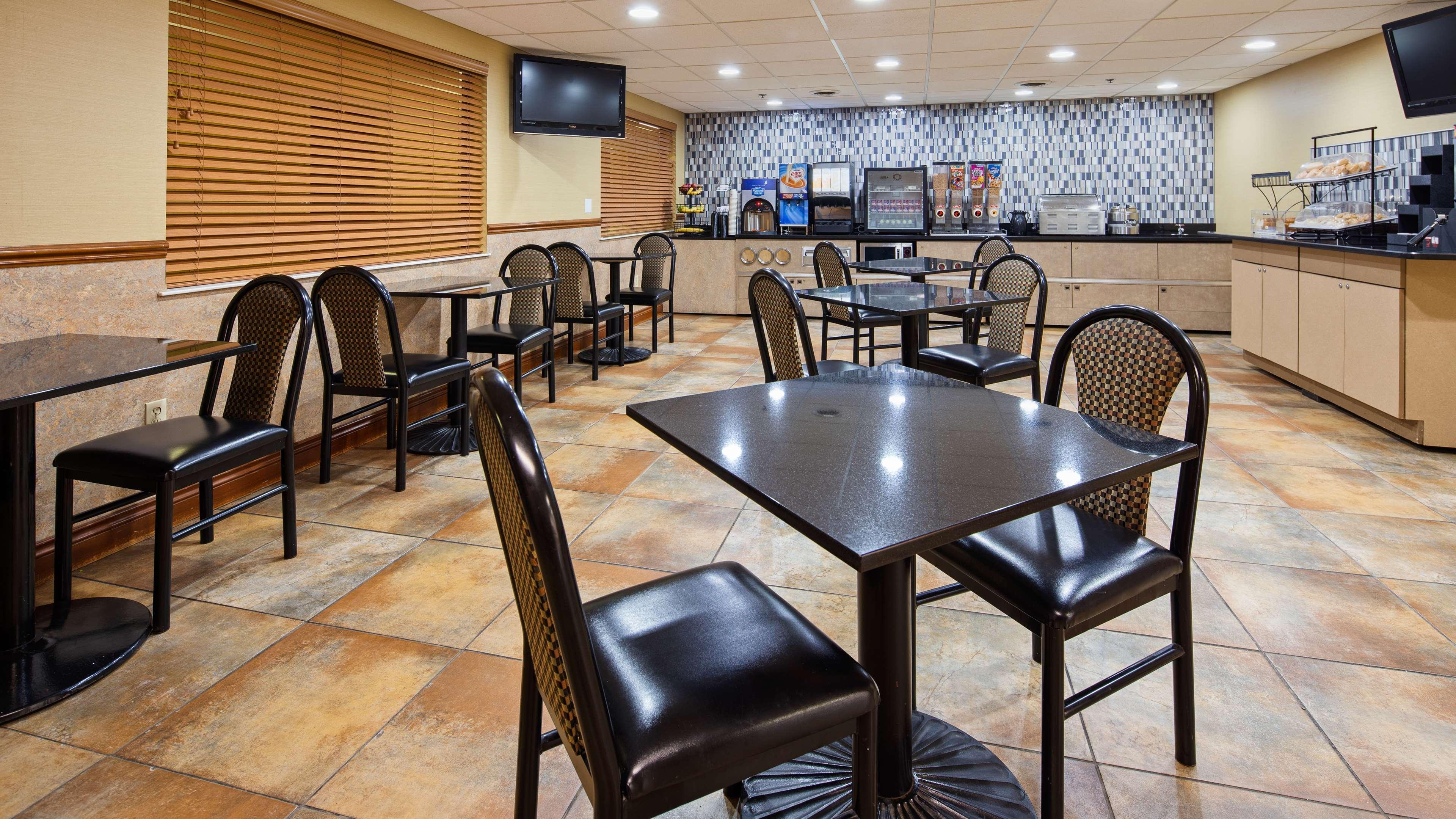 Best Western Lapeer Inn Ngoại thất bức ảnh